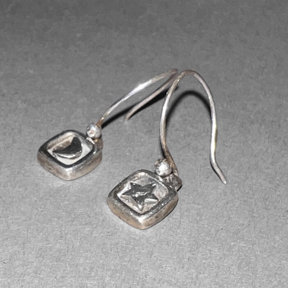 Vintage Mini Star & Moon Earrings - Picture 2 of 6